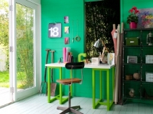 Dulux tips green as the big 2011 colour